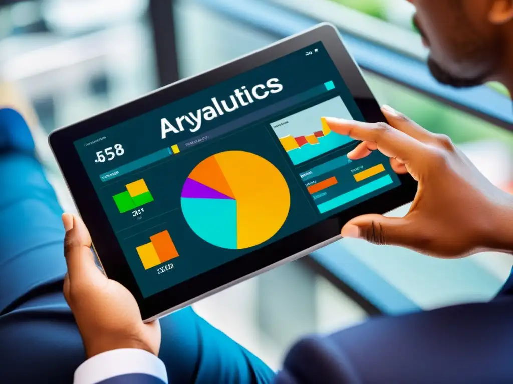 Análisis web avanzado en tableta: ROI y métricas de tráfico Mano sostiene tablet con dashboard de análisis web, destacando medición ROI hosting para startup con profesionalismo y tecnología avanzada